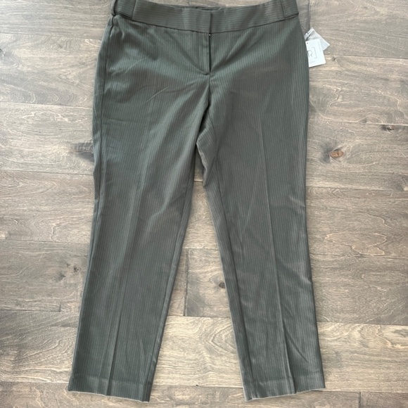 Relativity Olive Stripe Pant, size 12P - Picture 7 of 12